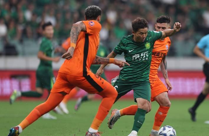 爱游戏体育-北京国安迎英超关键赛，国际比赛日篮板制胜，质疑声仍在，更衣室氛围转暖的简单介绍